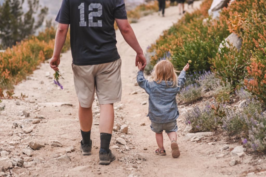 What Kindergarten Teachers Actually Notice on the First Day (And How to Help Your Child Feel&nbsp;Ready)
